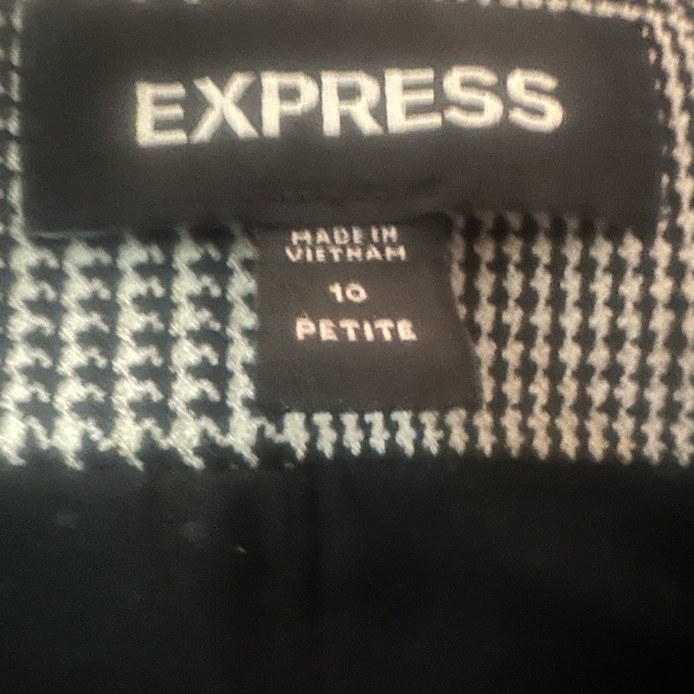 Express Women's Classic Black and White Checkered Blazer - Picture 2 of 3